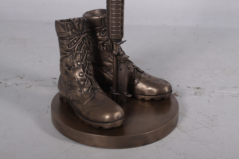 Resin Fallen Soldier Memorial M4 for Sale