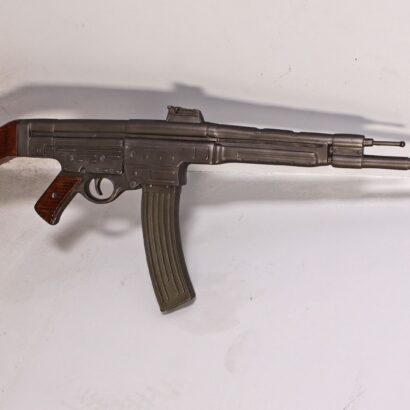 stg 44 price